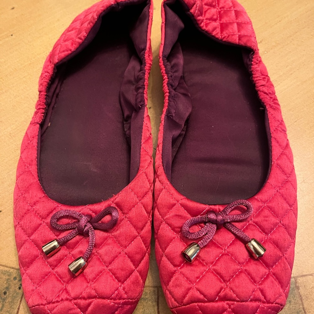 Elegant pink Quilted Slippers